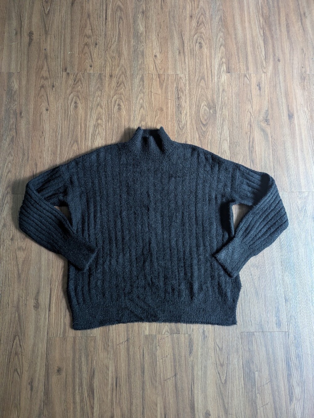 Jessica Simpson Black Mock Neck Fuzzy Sweater Sz M